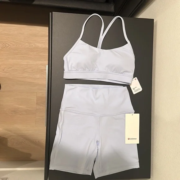Lululemon Align Set in Pastel Blue - Picture 3 of 14